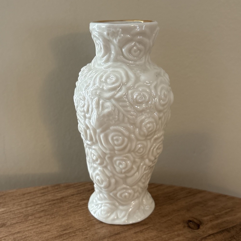 Vintage Bud Vase Porcelain Rose Embossed Gold Rim‎ International Silver Co